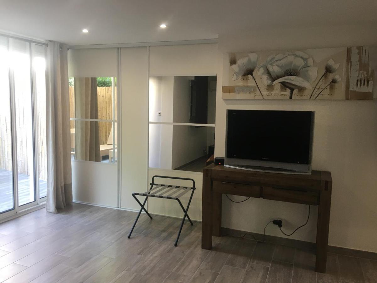 Loft Ravissant Avec Piscine Apartman Cagnes-sur-Mer Kültér fotó